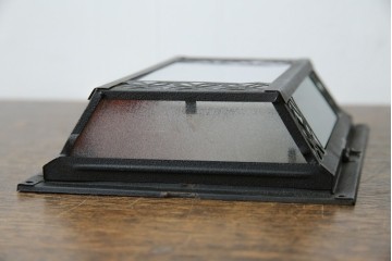 和製アンティーク　大正ロマンな雰囲気漂う色ガラス入り照明カバー　(R-083983)