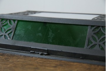 和製アンティーク　大正ロマンな雰囲気漂う色ガラス入り照明カバー　(R-083983)