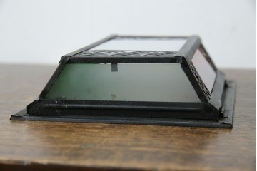 和製アンティーク　大正ロマンな雰囲気漂う色ガラス入り照明カバー　(R-083983)