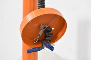 和製ヴィンテージ　アメリカンダイナーのようなミッドセンチュリー・スペースエイジデザインがおしゃれな3灯ペンダントライト　(R-083989)