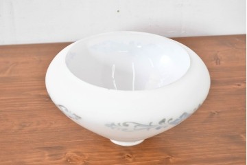 《引っ掛けシーリング式ペンダントライト加工費込み》　ヨーロッパヴィンテージ　柔らかな青花模様が愛らしいペンダントライト　(R-083994)