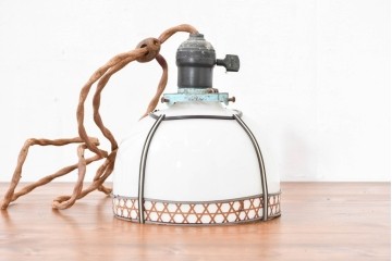 《引っ掛けシーリング式ペンダントライト加工費込み》　和製ヴィンテージ　和の情緒が薫るセルロイド装飾のペンダントライト　(R-083997)