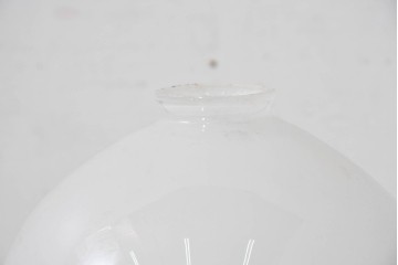 《引っ掛けシーリング式ペンダントライト加工費込み》　和製アンティーク　丸みを帯びたシンプルなガラスシェードのペンダントライト　(R-084001)