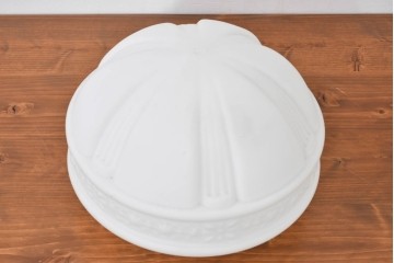 《引っ掛けシーリング式ペンダントライト加工費込み》　和製アンティーク　エンボス加工が施された光と影を美しく演出するクラシカルなペンダントライト　(R-084018)