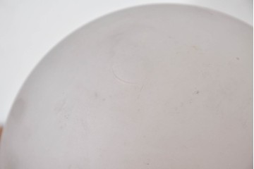 《引っ掛けシーリング式ペンダントライト加工費込み》　和製アンティーク　球体型　レトロなすりガラスのペンダントライト　(R-084030)
