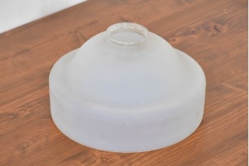 《引っ掛けシーリング式ペンダントライト加工費込み》　和製アンティーク　オパールガラスが柔らかな光を演出する天井照明　(R-084036)