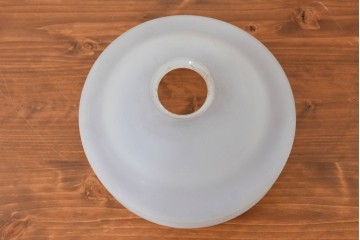 《引っ掛けシーリング式ペンダントライト加工費込み》　和製アンティーク　オパールガラスが柔らかな光を演出する天井照明　(R-084036)