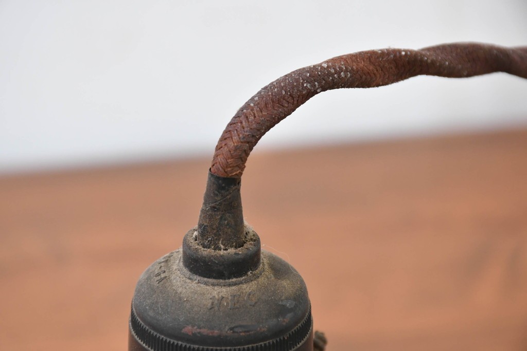 和製アンティーク　レトロな味わい漂うベークライト製ペンダントライト　(R-084040)