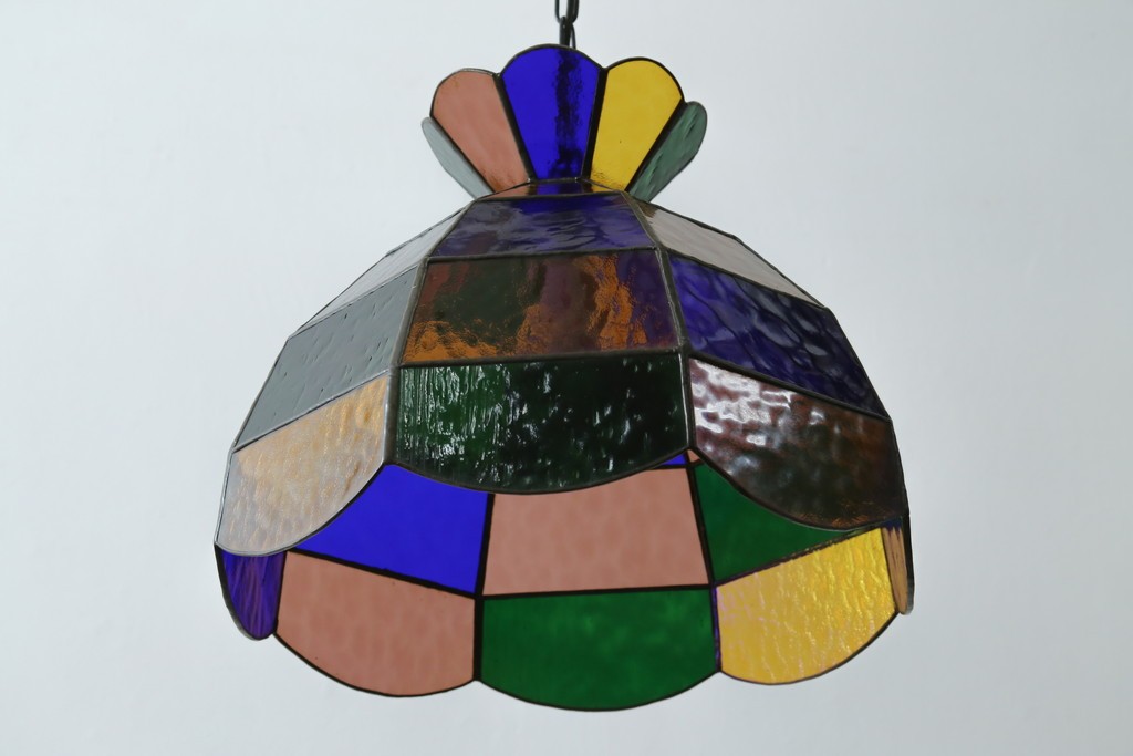 和製ヴィンテージ　可愛らしいフォルムと色使いが印象的なステンドグラスのペンダントライト　(R-084042)