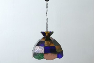 和製ヴィンテージ　可愛らしいフォルムと色使いが印象的なステンドグラスのペンダントライト　(R-084042)