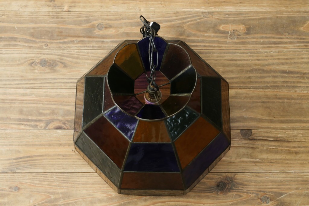 和製ヴィンテージ　可愛らしいフォルムと色使いが印象的なステンドグラスのペンダントライト　(R-084042)