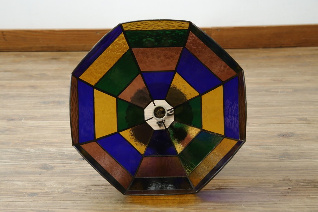 和製ヴィンテージ　可愛らしいフォルムと色使いが印象的なステンドグラスのペンダントライト　(R-084042)