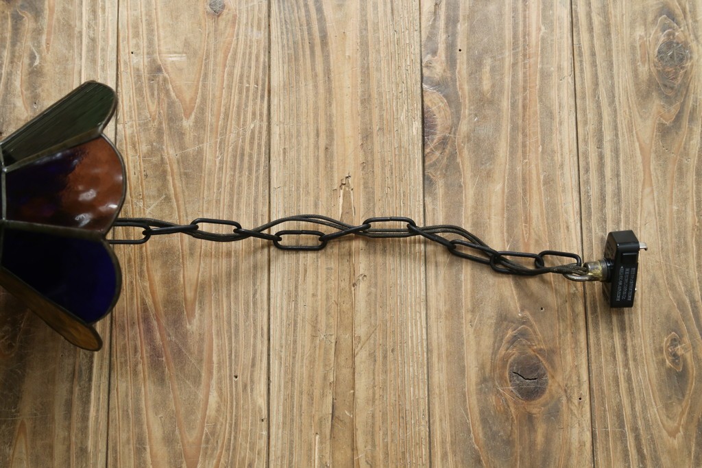 和製ヴィンテージ　可愛らしいフォルムと色使いが印象的なステンドグラスのペンダントライト　(R-084042)