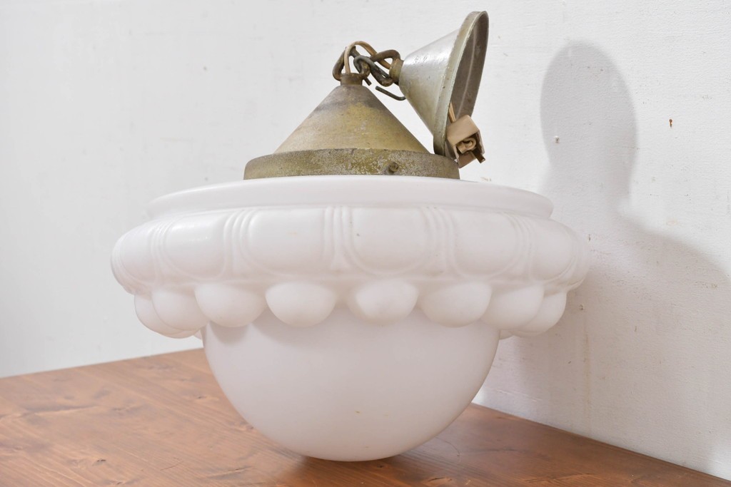 和製アンティーク　大型　ふっくらとした立体装飾がユニークな天井照明　(R-084048)