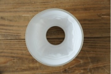 和製アンティーク　優美なエンボス装飾が施されたウォールライト　(R-084050)