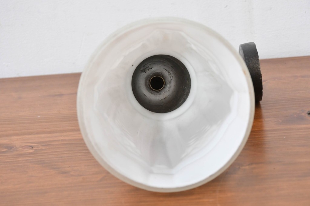 和製アンティーク　優美なエンボス装飾が施されたウォールライト　(R-084050)