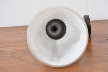 和製アンティーク　優美なエンボス装飾が施されたウォールライト　(R-084050)