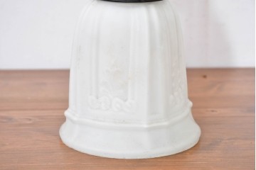 和製アンティーク　優美なエンボス装飾が施されたウォールライト　(R-084050)