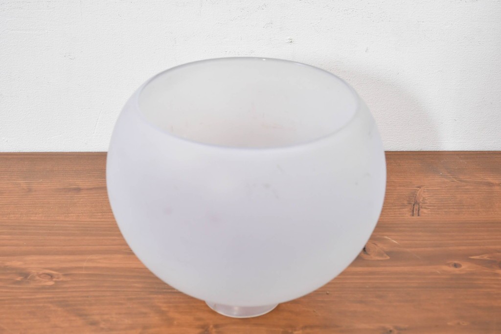 《引っ掛けシーリング式ペンダントライト加工費込み》　和製アンティーク　どこか懐かしい光を灯すオパールガラスの天井照明　(R-084055)