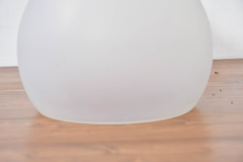 《引っ掛けシーリング式ペンダントライト加工費込み》　和製アンティーク　柔らかな光を透かすオパールガラスのペンダントライト　(R-084056)