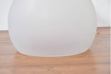 《引っ掛けシーリング式ペンダントライト加工費込み》　和製アンティーク　柔らかな光を透かすオパールガラスのペンダントライト　(R-084056)