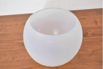 《引っ掛けシーリング式ペンダントライト加工費込み》　和製アンティーク　柔らかな光を透かすオパールガラスのペンダントライト　(R-084056)