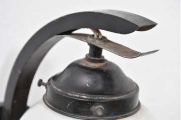 和製アンティーク　味わいある金属アームと雫形シェードのウォールライト　(R-084080)