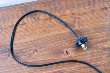 和製アンティーク　味わいある金属アームと雫形シェードのウォールライト　(R-084080)