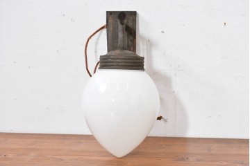 和製アンティーク　鳥の透かし飾りが趣を添えるウォールランプ　(R-084082)