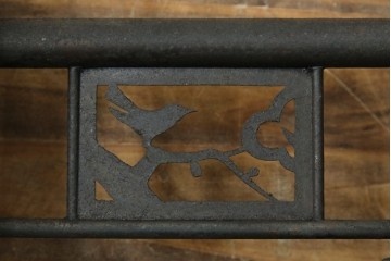 和製アンティーク　鳥の透かし飾りが趣を添えるウォールランプ　(R-084082)