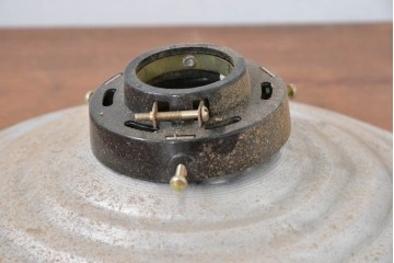 《引っ掛けシーリング式ペンダントライト加工費込み》　和製アンティーク　アルミの段レリーフの造形が美しいペンダントライト2個セット　(R-084086)