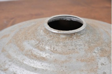 《引っ掛けシーリング式ペンダントライト加工費込み》　和製アンティーク　アルミの段レリーフの造形が美しいペンダントライト2個セット　(R-084086)