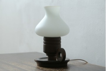 和製ヴィンテージ　木製ベースとふっくらとした丸みシェードが懐かしいレトロテーブルライト　(R-084088)