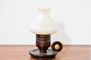 和製ヴィンテージ　木製ベースとふっくらとした丸みシェードが懐かしいレトロテーブルライト　(R-084088)