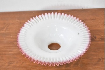 《引っ掛けシーリング式ペンダントライト加工費込み》　和製アンティーク　大正～昭和初期　当時物　フリル装飾が可憐なペンダントライト　(R-084092)