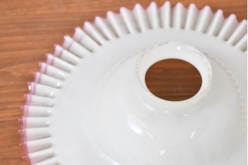 《引っ掛けシーリング式ペンダントライト加工費込み》　和製アンティーク　大正～昭和初期　当時物　フリル装飾が可憐なペンダントライト　(R-084092)