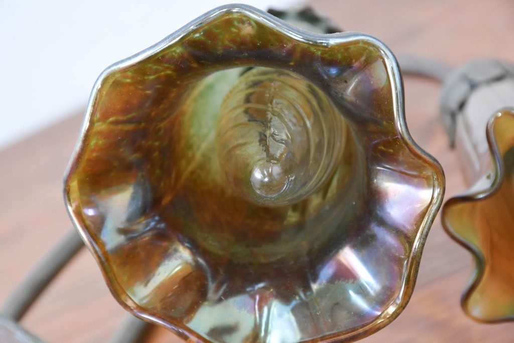 中古　スイス　アンティーク調　花形ガラスシェードのデスクライト　(R-084096)