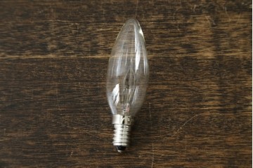 中古　スイス　アンティーク調　葉形ベースと花形ガラスシェードのデスクライト　(R-084097)