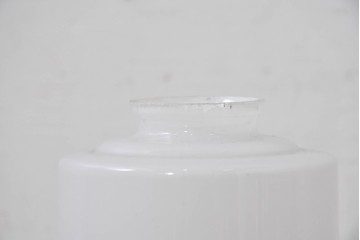 《引っ掛けシーリング式ペンダントライト加工費込み》　和製アンティーク　乳白色のシンプルなペンダントライト　(R-084099)