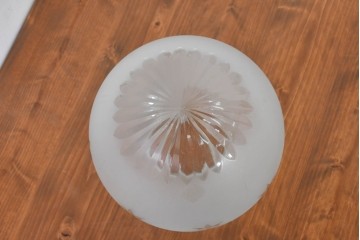 《引っ掛けシーリング式ペンダントライト加工費込み》　和製アンティーク　切子ガラスの星模様が美しい球体型ペンダントライト　(R-084100)