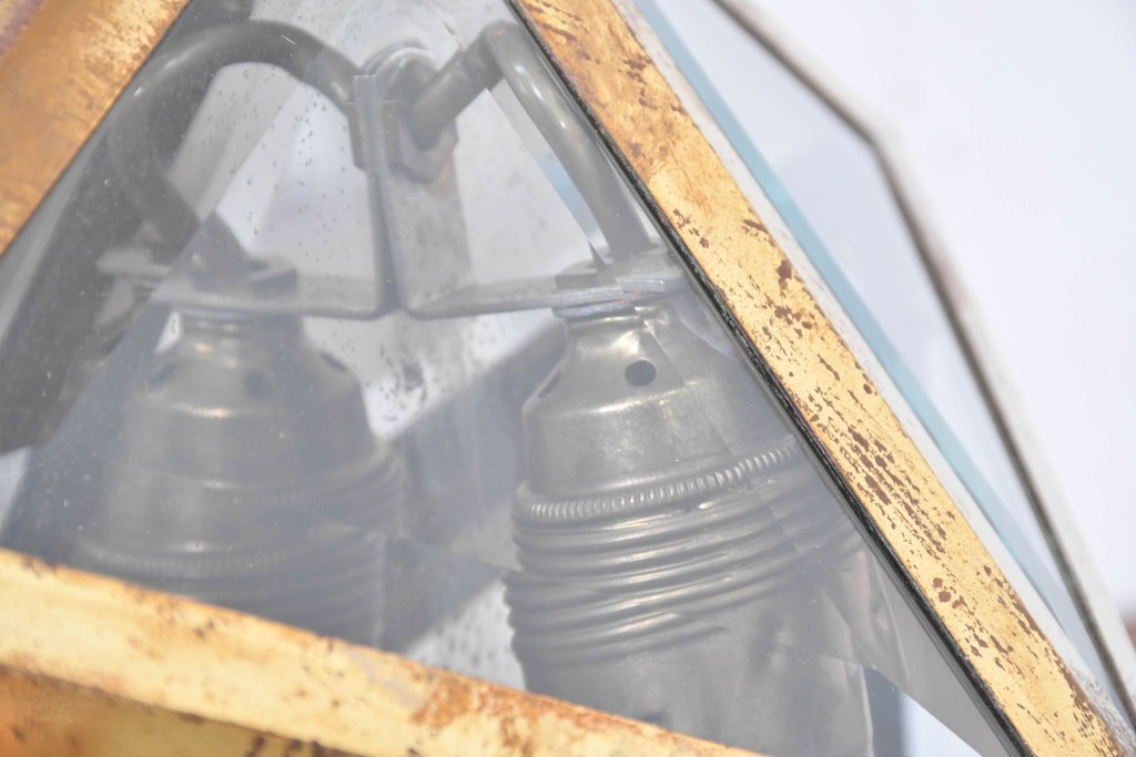 オーストリアアンティーク　希少!!　ヨーゼフ・ホフマン(Josef Hoffmann)　真鍮製　多面体フォルムが美しいミラーバックのシーリングライト　(R-084104)