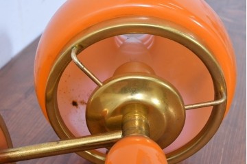 和製ヴィンテージ　鮮やかなオレンジ被せガラスシェードが味わい深いレトロデザインの壁掛け照明　(R-084106)