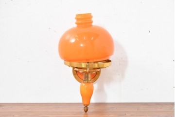 和製ヴィンテージ　被せガラスの温かな趣が漂うレトロデザインの壁掛け照明　(R-084108)