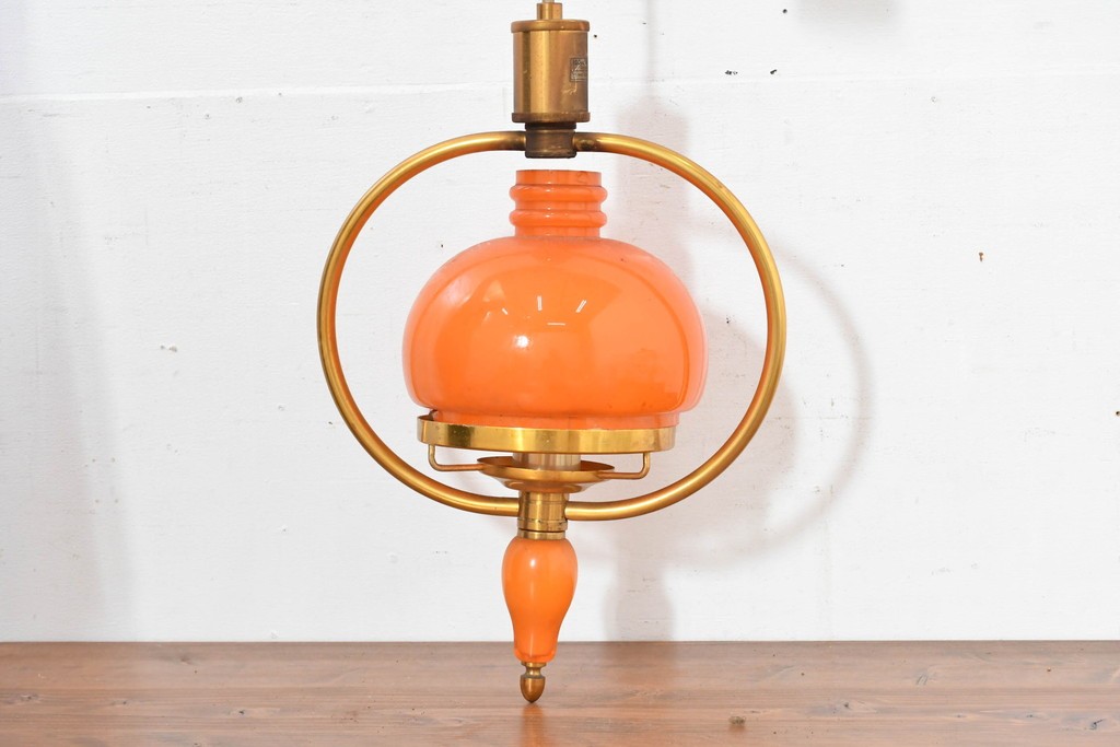 和製ヴィンテージ　オレンジ色の被せガラス×異国情緒漂うデザインのペンダントライト　(R-084111)