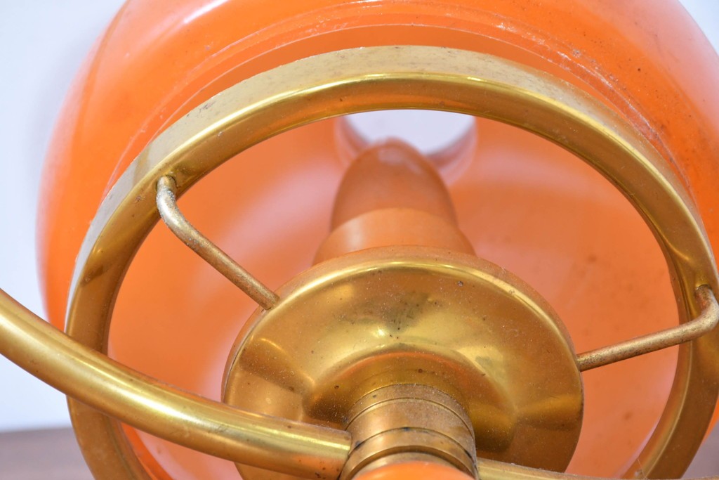 和製ヴィンテージ　オレンジ色の被せガラス×異国情緒漂うデザインのペンダントライト　(R-084111)