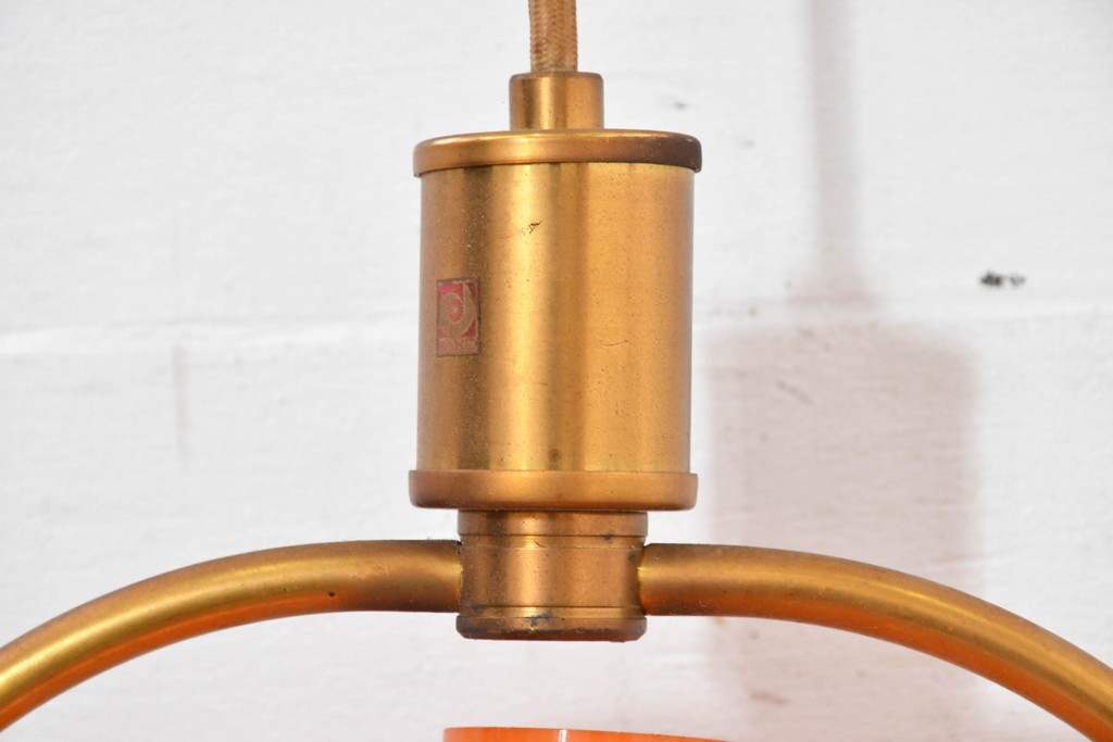 和製ヴィンテージ　オレンジ色の被せガラス×異国情緒漂うデザインのペンダントライト　(R-084112)