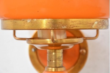 和製ヴィンテージ　被せガラスの温かな趣が漂うレトロデザインの壁掛け照明　(R-084114)