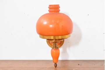 和製ヴィンテージ　被せガラスの温かな趣が漂うレトロデザインの壁掛け照明　(R-084115)