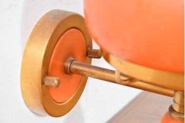 和製ヴィンテージ　被せガラスの温かな趣が漂うレトロデザインの壁掛け照明　(R-084115)