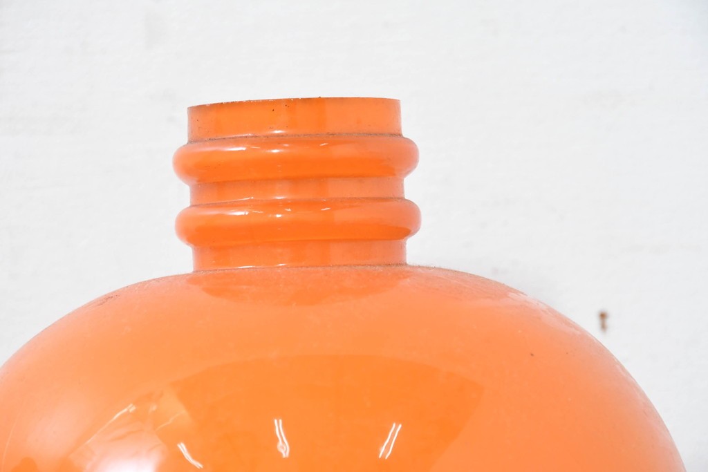 和製ヴィンテージ　被せガラスの温かな趣が漂うレトロデザインの壁掛け2灯照明　(R-084116)